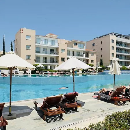 Daire Living In - Modern 1br - Pools & *