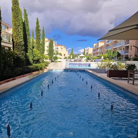 Daire Living In - Modern 1br - Pools &