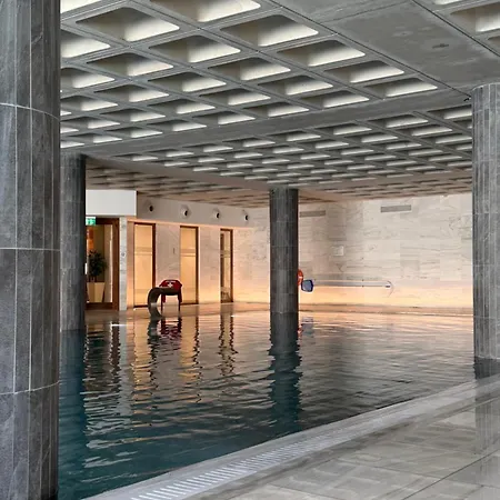 Living In - Modern 1br - Pools & * Paphos
